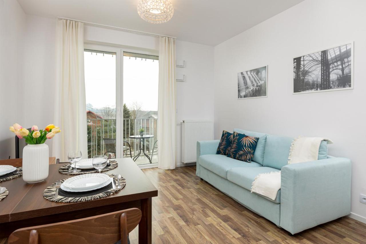 Stacja Wola Apartments With Parking By Noclegi Renters Varsovie Extérieur photo
